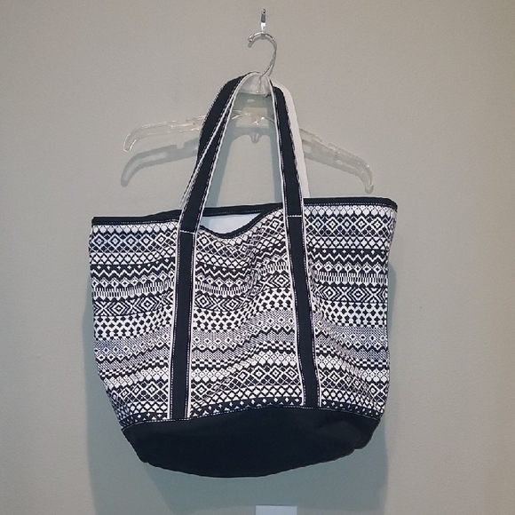 Lands' End Handbags - Lands' End Tote Bag